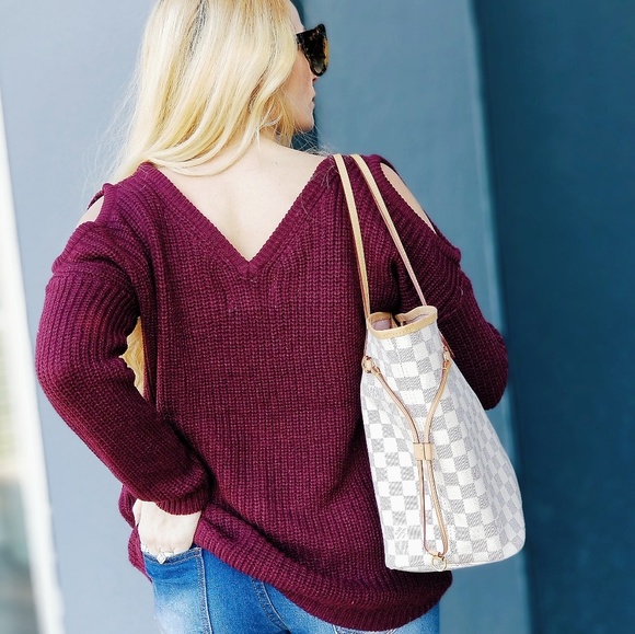 Cozy Burgundy Sweater cold shoulder - Picture 2 of 4